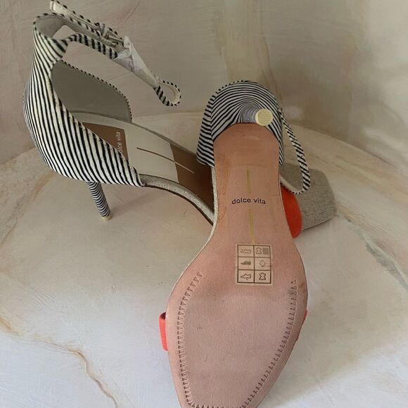 Dolce Vita size 9 shoe. Never worn - Picture 2 of 2